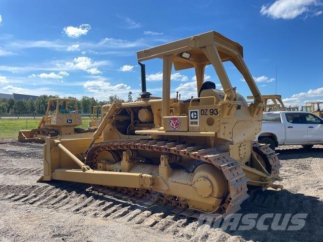 CAT D7G Buldooserid