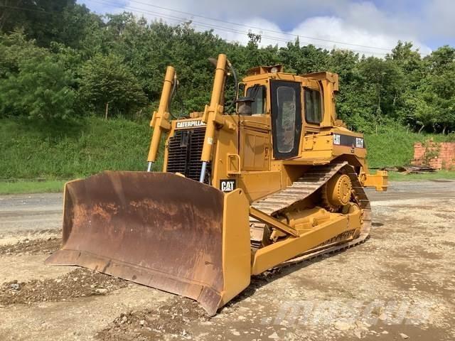 CAT D7H Buldooserid