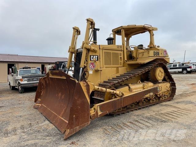 CAT D8N Buldooserid