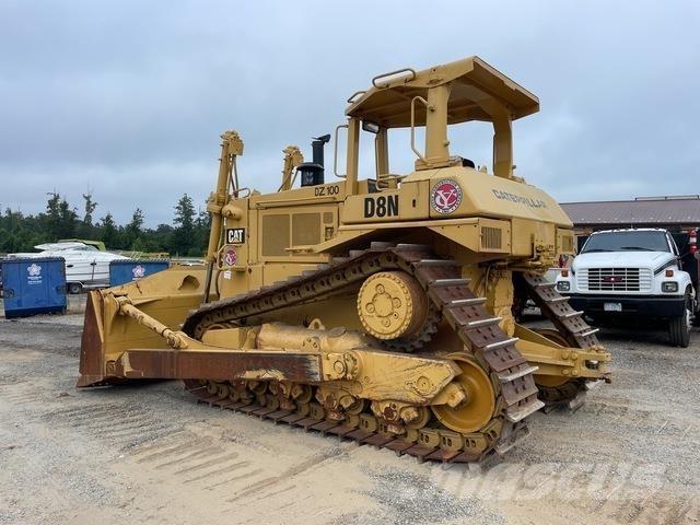 CAT D8N Buldooserid