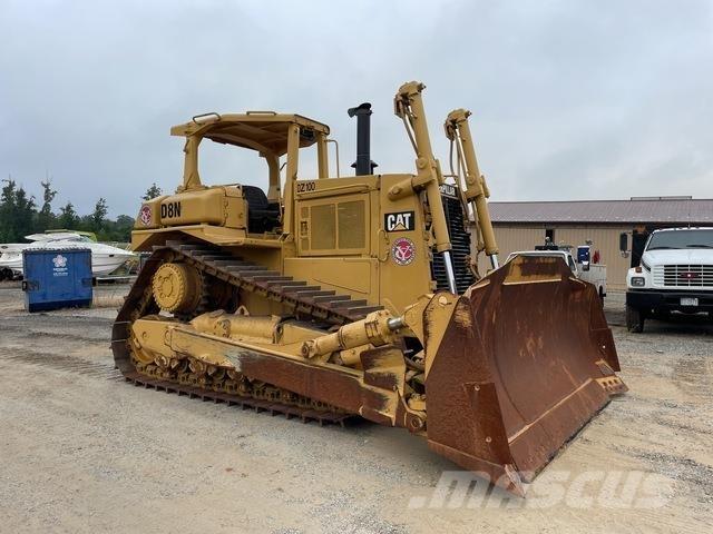 CAT D8N Buldooserid