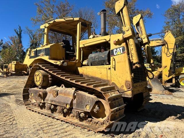 CAT D8N Buldooserid