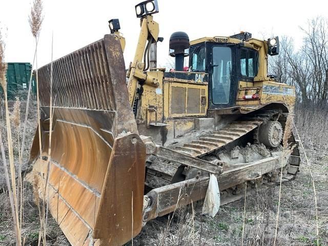 CAT D8R Buldooserid