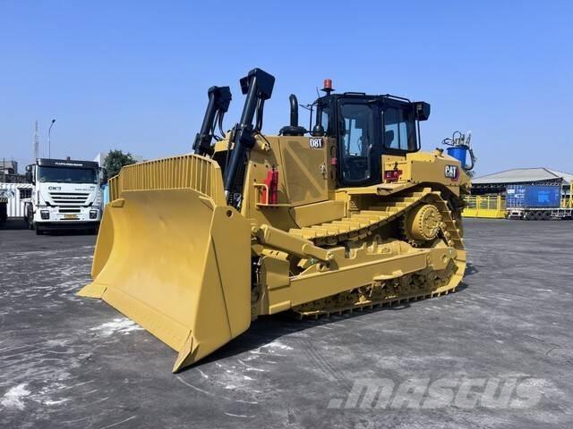 CAT D8T Buldooserid
