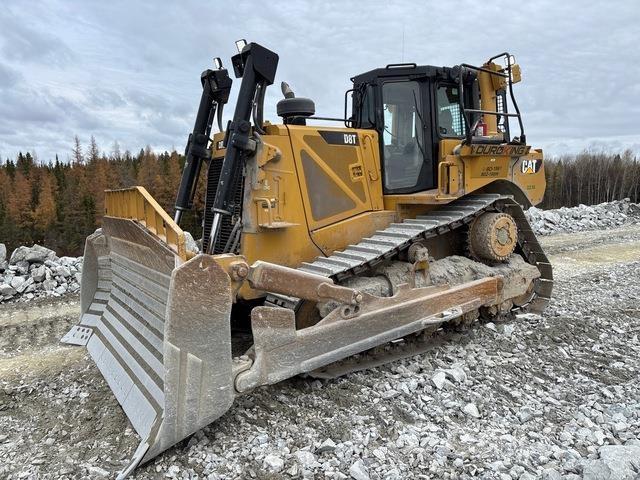 CAT D8T Buldooserid