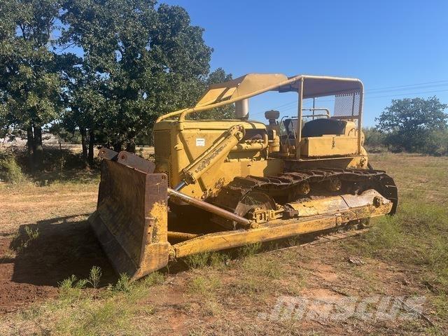 CAT D9G Buldooserid