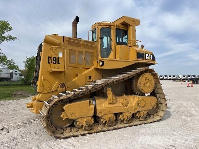CAT D9L Buldooserid