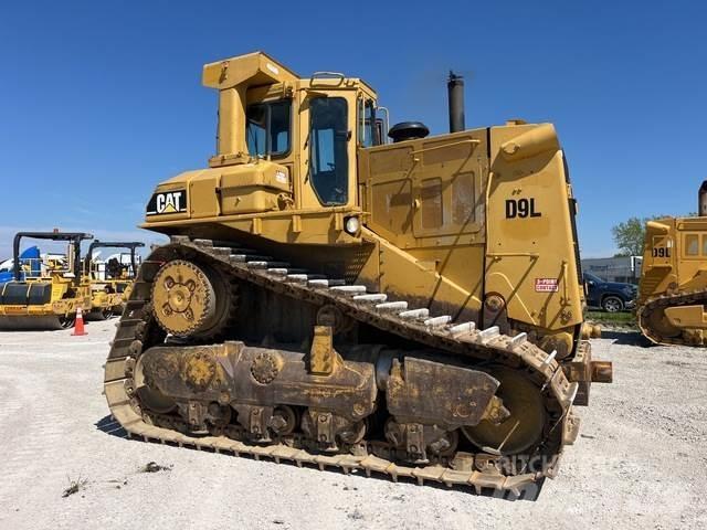 CAT D9L Buldooserid