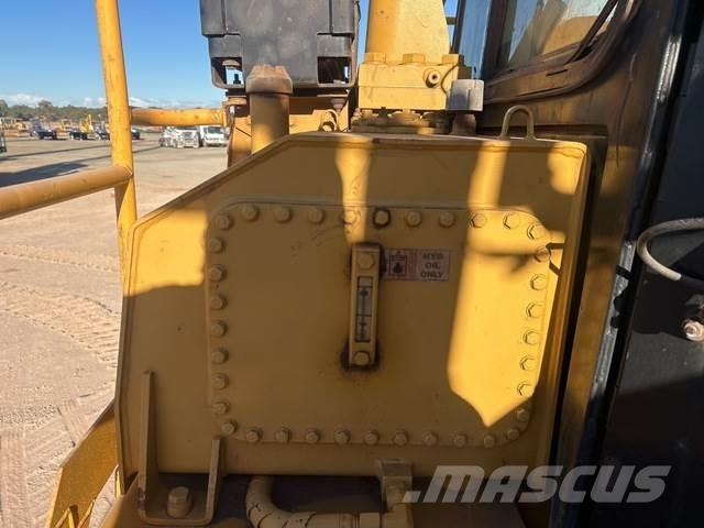 CAT D9T Buldooserid