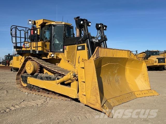 CAT D9T Ratasbuldooserid