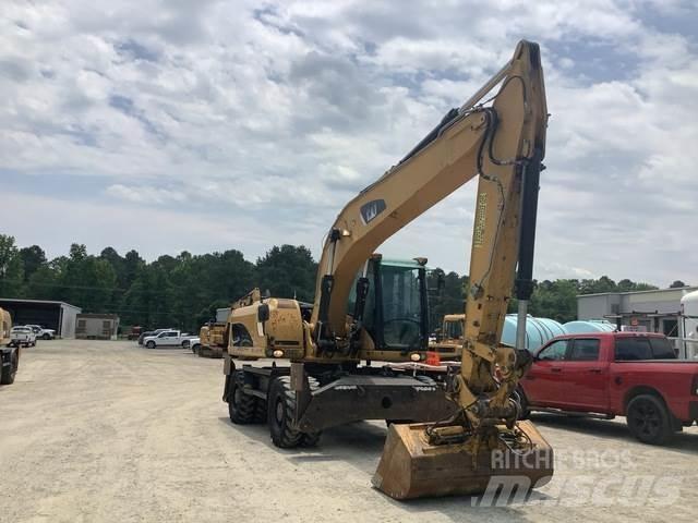 CAT M322D Ratasekskavaatorid