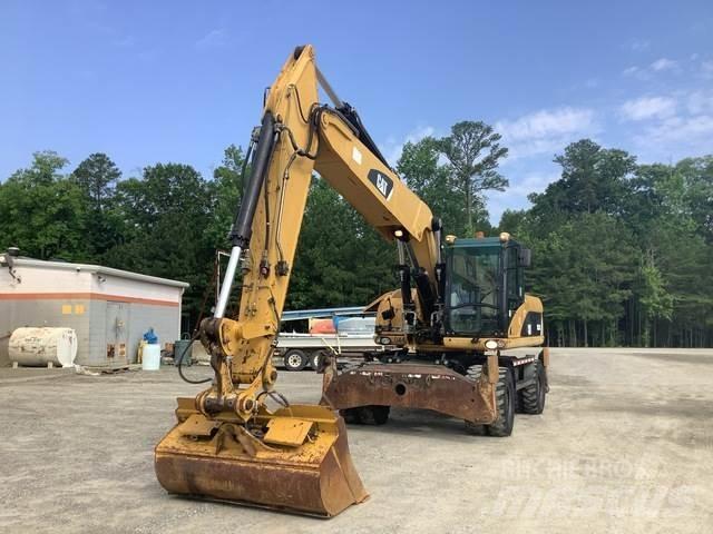 CAT M322D Ratasekskavaatorid