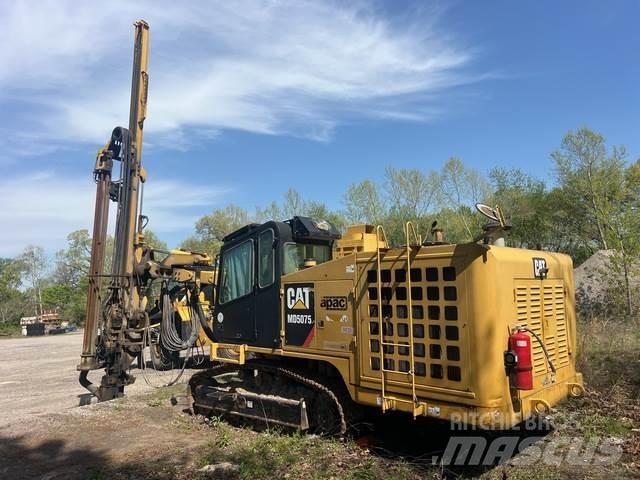 CAT MD5075 Vertikaalsed puurmasinad
