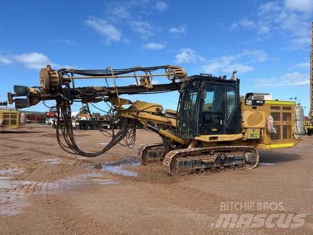 CAT MD5150C Vertikaalsed puurmasinad