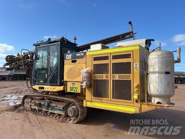 CAT MD5150C Vertikaalsed puurmasinad