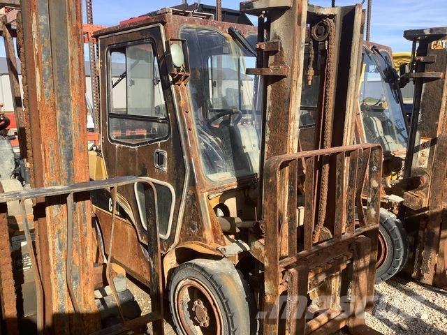 CAT MH GP30N Kahveltõstukid - muud