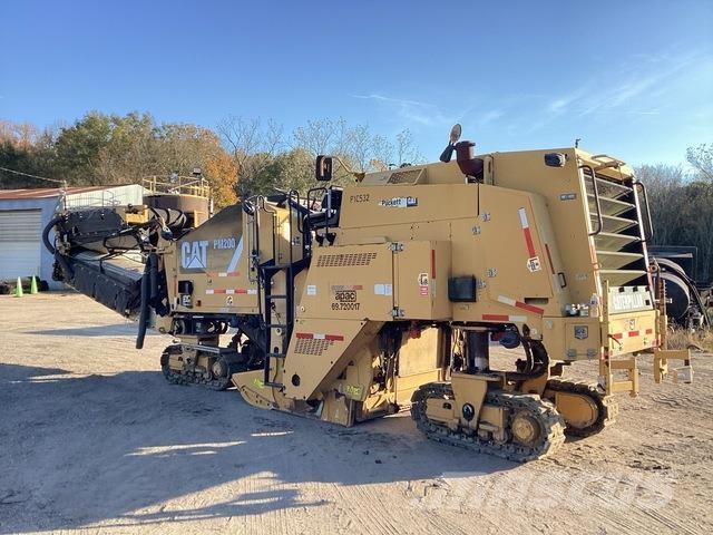 CAT PM200 Asfaldi külmfreesimise masinad