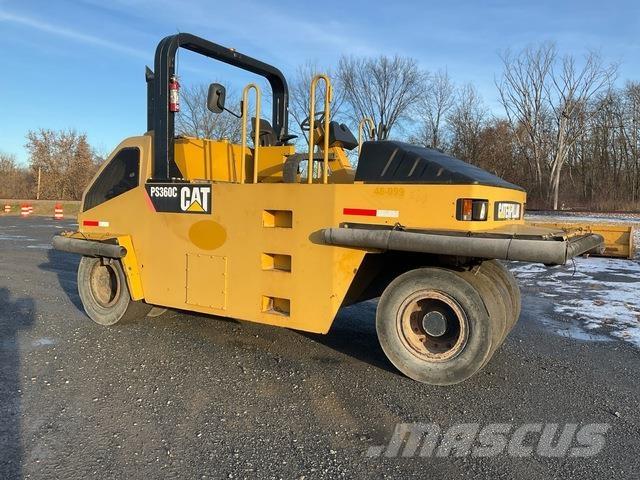 CAT PS360C Pneumorehvidega rullid
