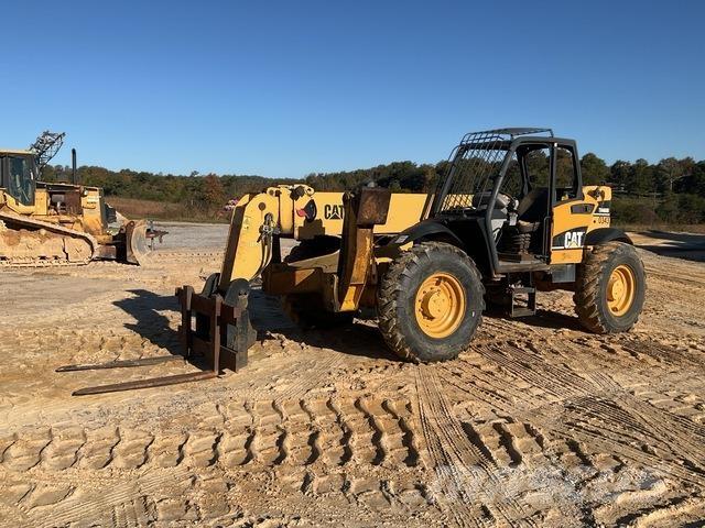 CAT TH460B Teleskooplaadurid