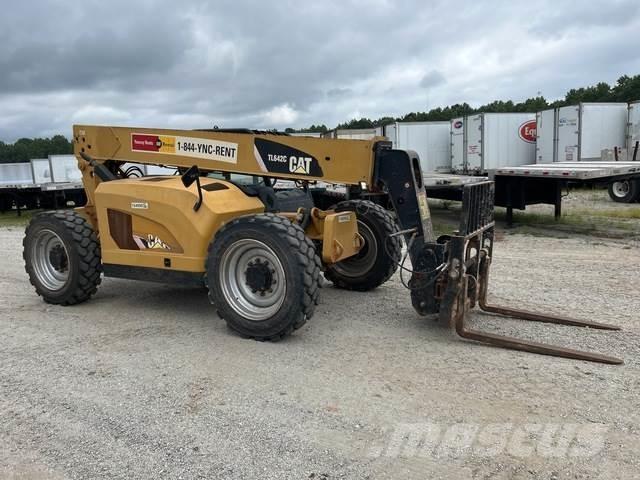 CAT TL642C Teleskooplaadurid