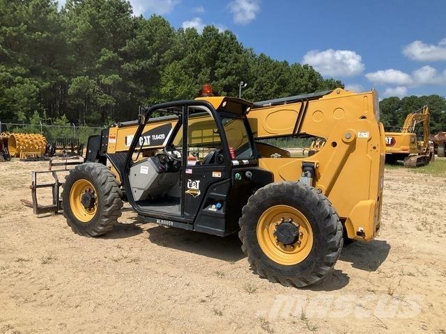 CAT TL642D Teleskooplaadurid