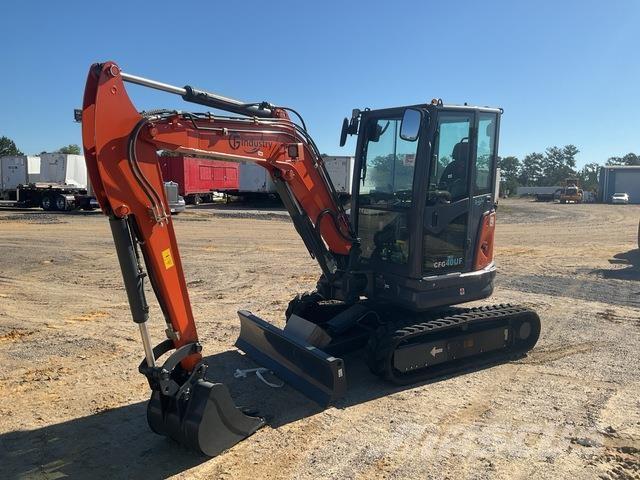 CFG 40UF Roomikekskavaatorid