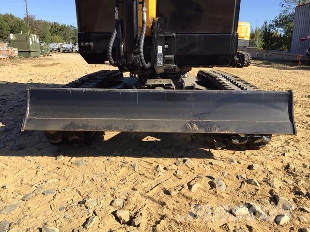 CFG QNT30 Roomikekskavaatorid