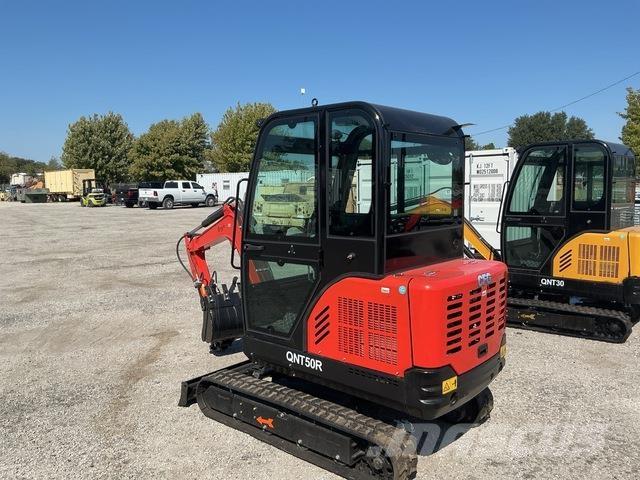 CFG QNT50R Roomikekskavaatorid