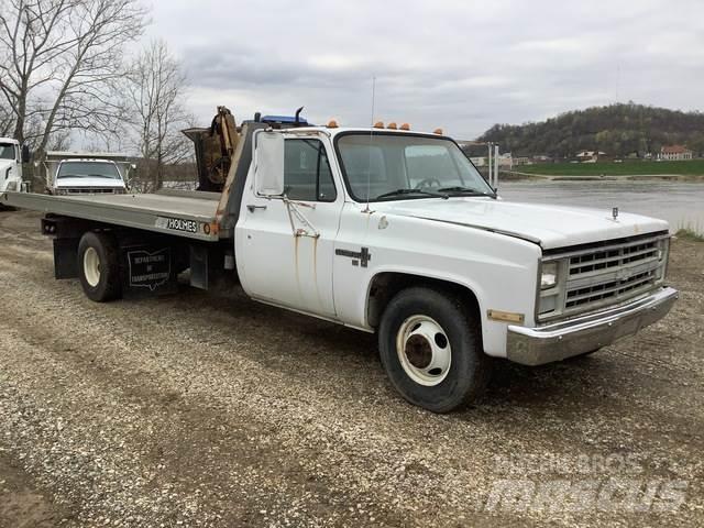 Chevrolet R30 Puksiirid