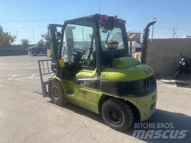 Clark C40D Muu