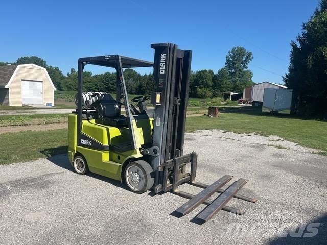 Clark CGC25 Muu
