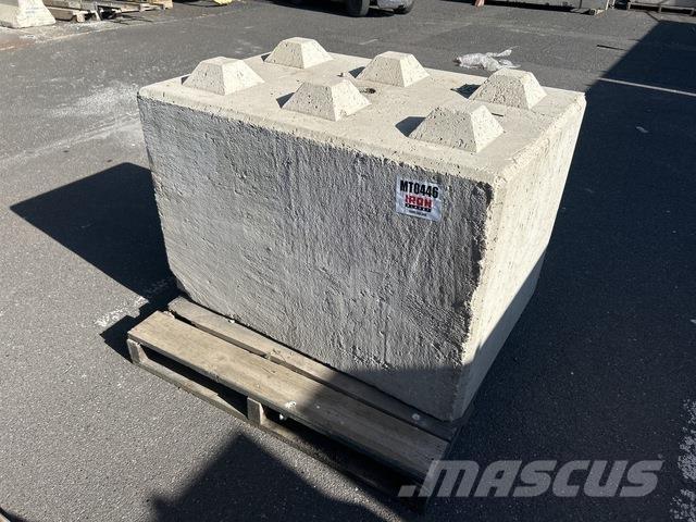  Concrete Block Muu