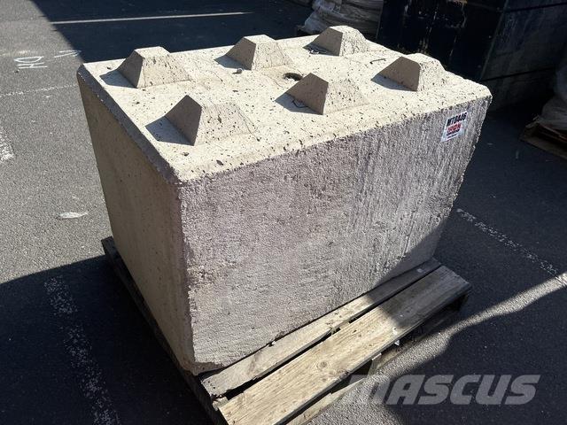  Concrete Block Muu