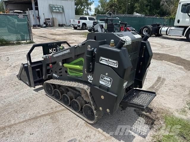 Cougar CG827 Kompaktlaadurid