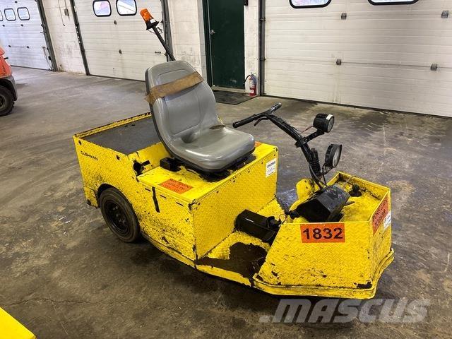 Cushman Tug 8K Mootorid