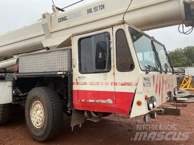 Demag HC340 Maastikutõstukid