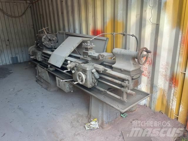 Demco  Muu