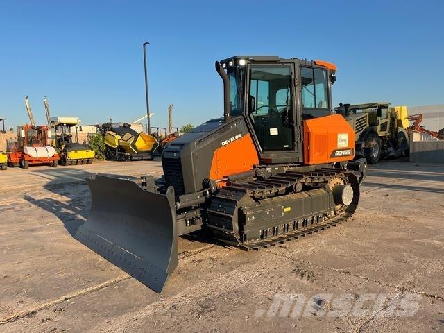 Develon DD100 Buldooserid