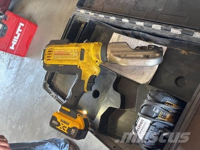 DeWalt DCE300 Muu