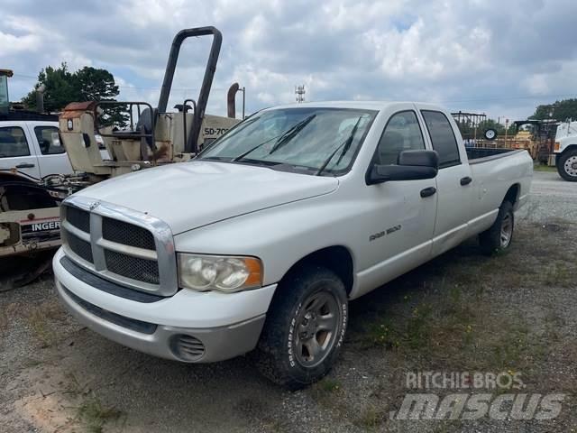 Dodge Ram 1500 Muu