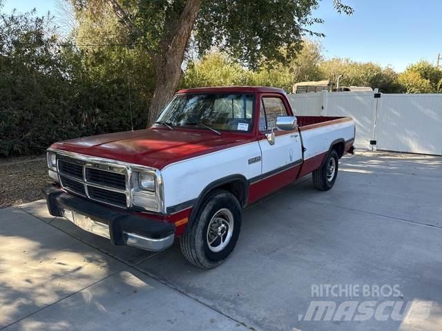 Dodge Ram 250 Muu