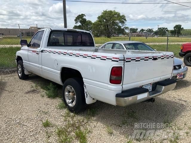 Dodge Ram 2500 Muu