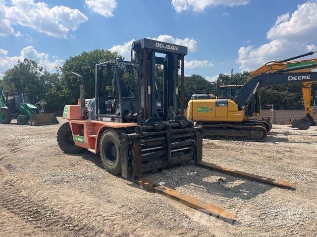 Doosan D160S-5 Kahveltõstukid - muud