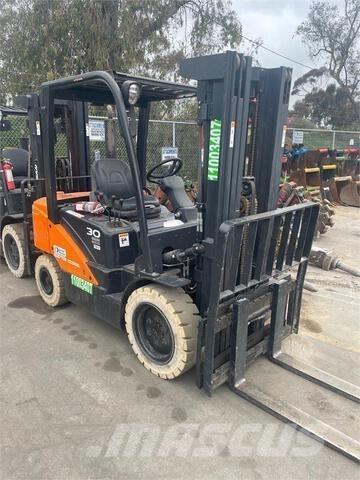 Doosan D30S7 Kahveltõstukid - muud