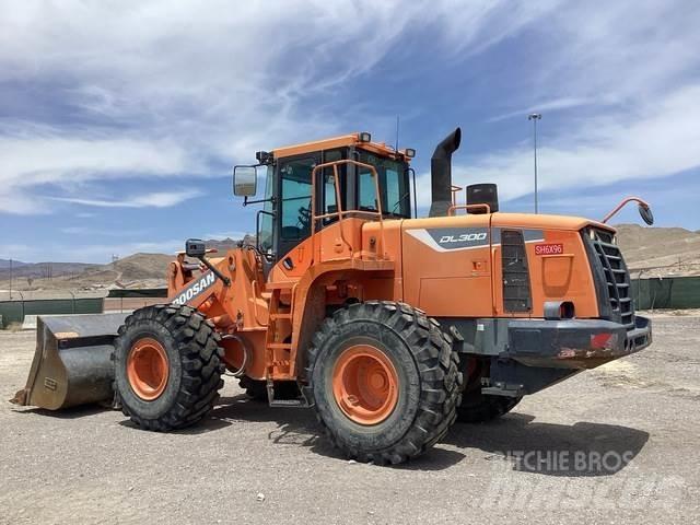 Doosan DL300-5 Rataslaadurid