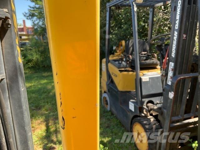 Doosan GC30P-3 Kahveltõstukid - muud