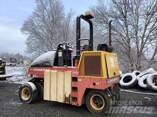 Dynapac CP132 Pneumorehvidega rullid
