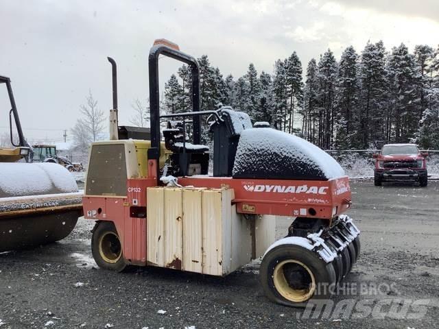 Dynapac CP132 Pneumorehvidega rullid