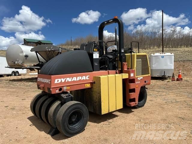 Dynapac CP142 Pneumorehvidega rullid