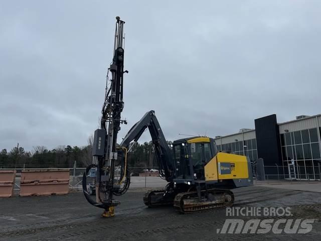 Epiroc T40-11 Vertikaalsed puurmasinad